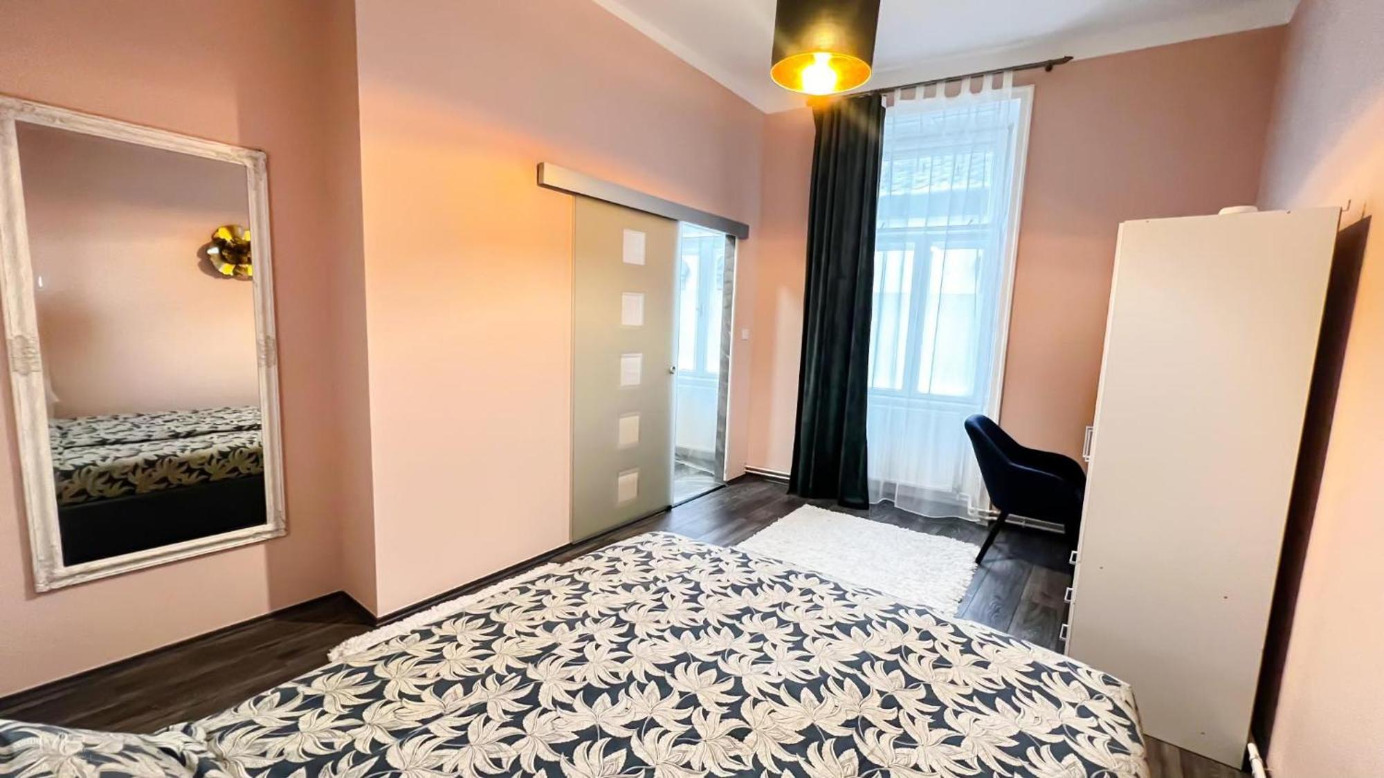 Flamingo Rezidencia Apartman Eger Zewnętrze zdjęcie